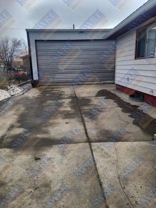 Building Photo - Coming Soon! Beautiful 3 Bedroom 2 Bath House