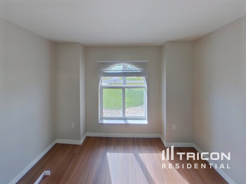 Building Photo - 184 Jennifer Dr