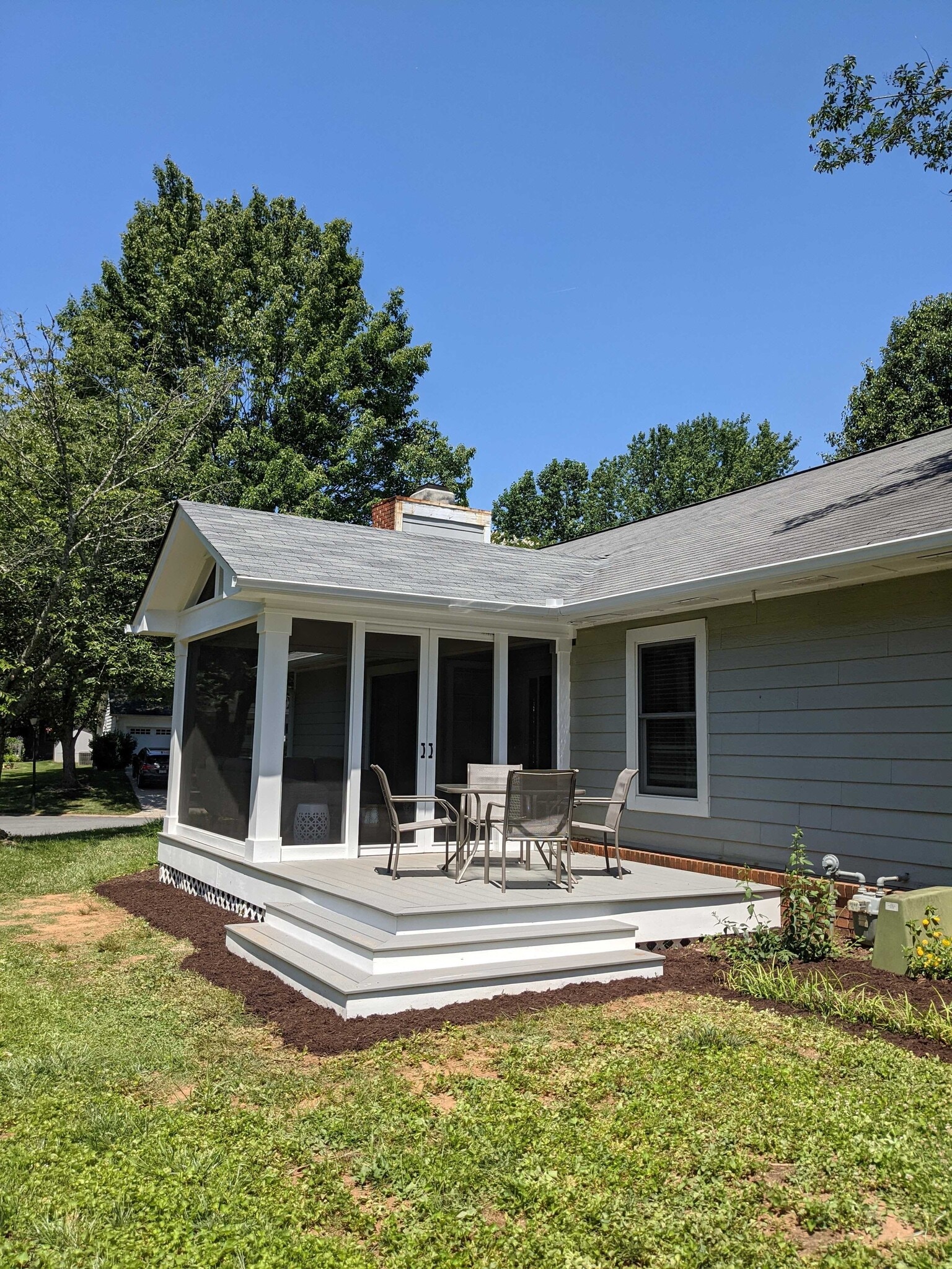 Building Photo - 810 Mill Creek Ln