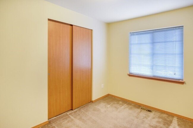 Building Photo - 3bd/2ba Marysville House