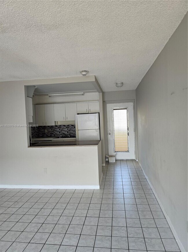 Building Photo - 3545 NE 167th St