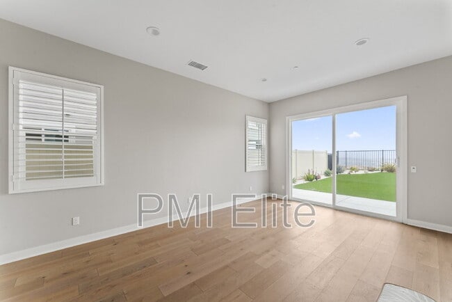 Building Photo - 28649 Windbreak Tr