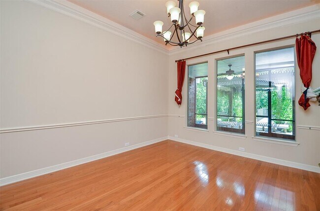 Building Photo - 7610 Breezeway Bend Ln