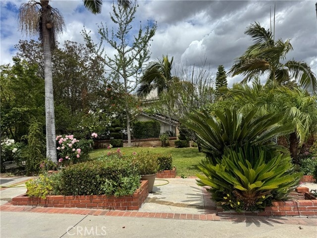 Building Photo - 15132 El Selinda Dr