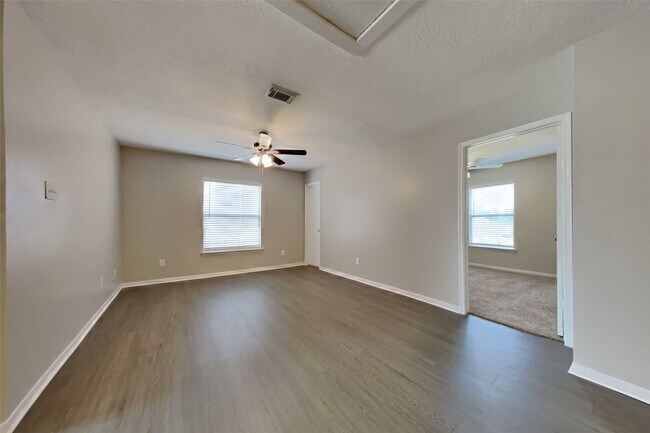 Building Photo - 12618 Duchess Ln