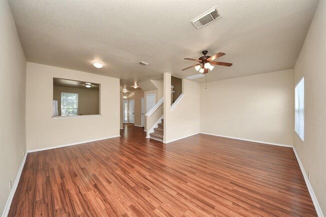 Building Photo - 23859 Pebworth Pl
