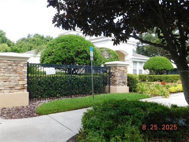 Building Photo - 6100 Stevenson Dr