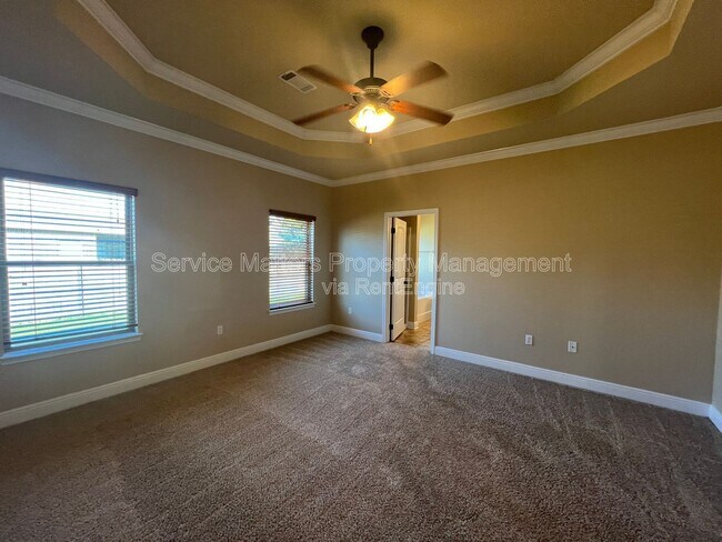Building Photo - 5951 Palermo Dr