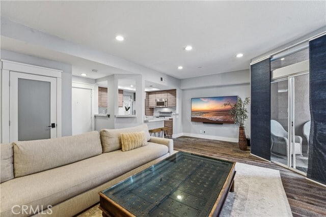 Building Photo - 5 Baycrest Pl