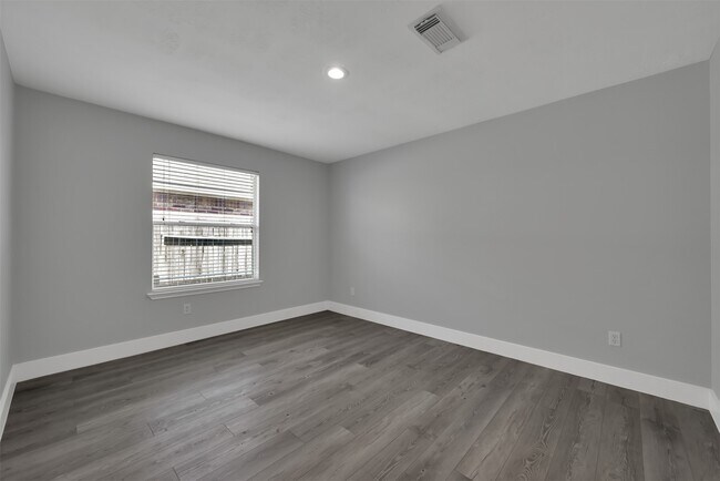 Building Photo - 8718 Sorrel Meadows Dr