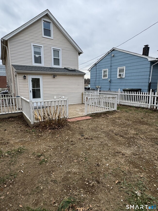 Building Photo - 19 Benham Ave