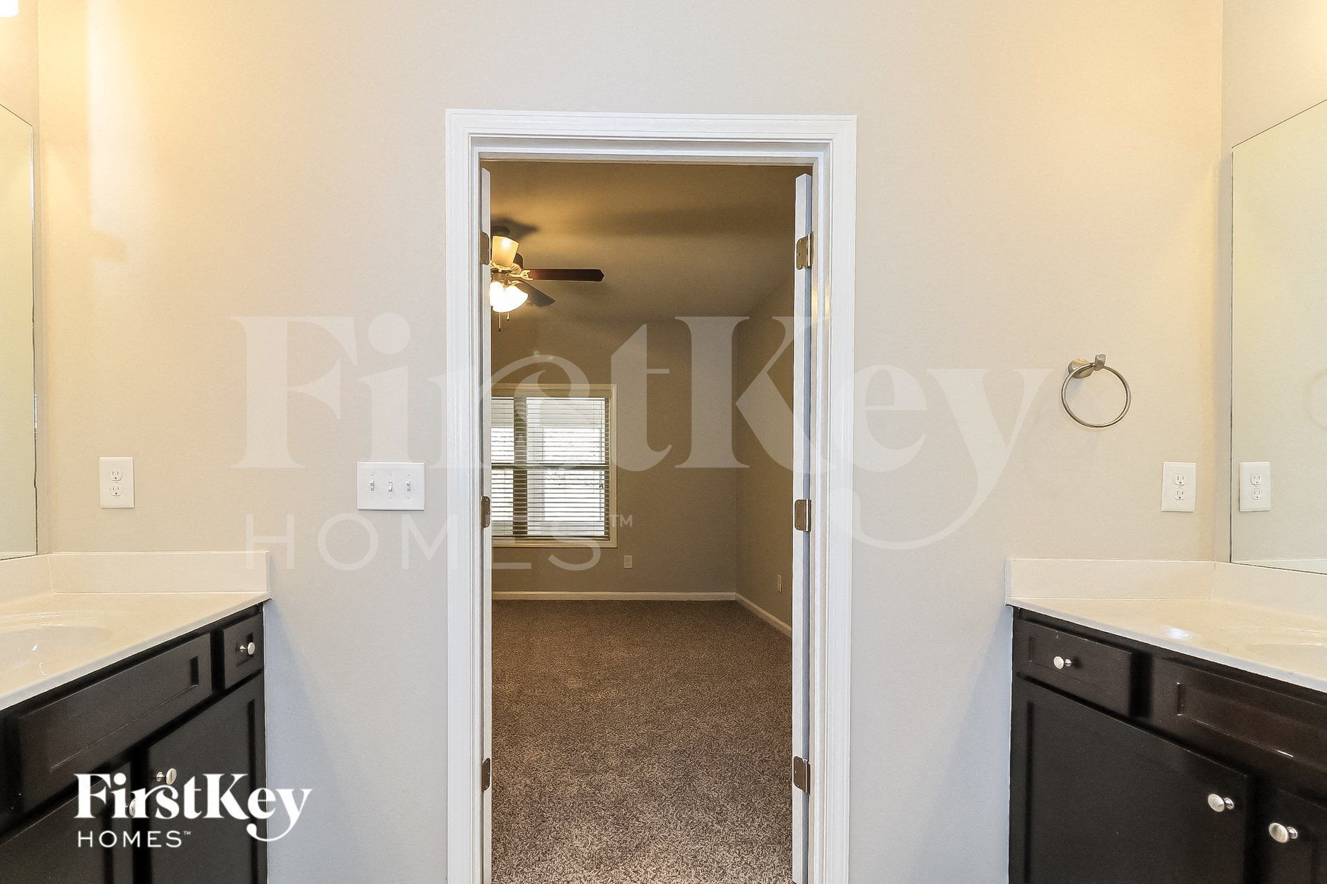 Building Photo - 4930 Whisper Creek Ct