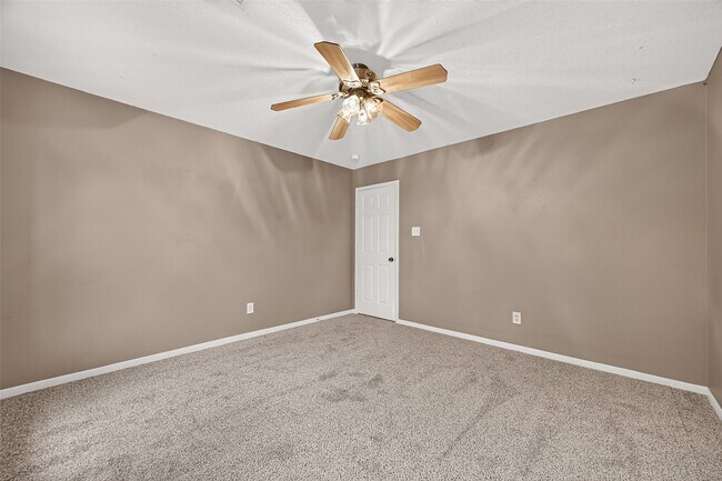 Building Photo - 14402 Barker Pelican Ct