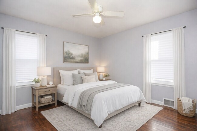 Building Photo - 9111 S Kingston Ave