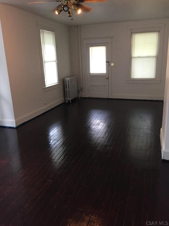 Building Photo - 921 Bucknell Ave