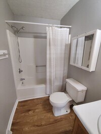 Building Photo - 16 Duiguid Dr