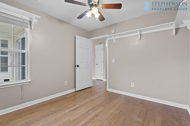 Building Photo - Chapin home