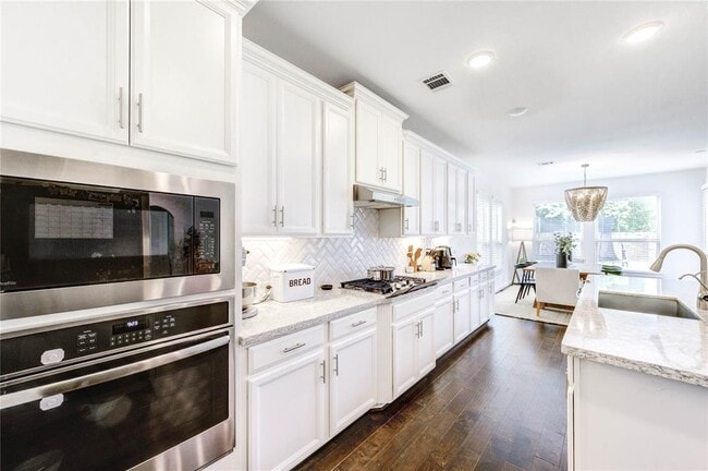 Building Photo - 4055 Woodland Meadow Dr