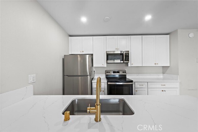 Building Photo - 6679 Linda Vista Rd