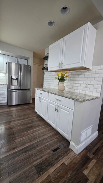 Building Photo - 4296 Wimbledon Dr