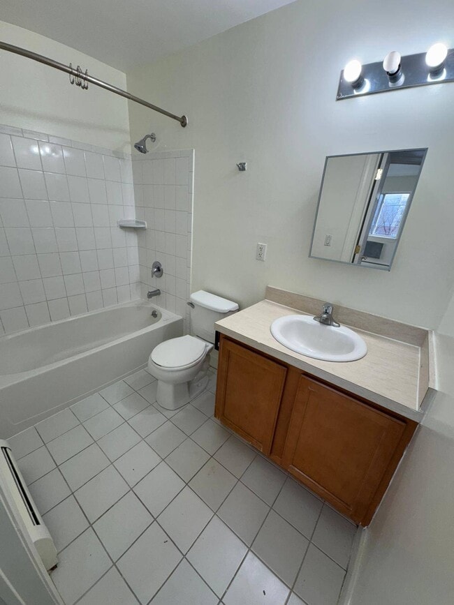 Building Photo - 103 Cove Ct