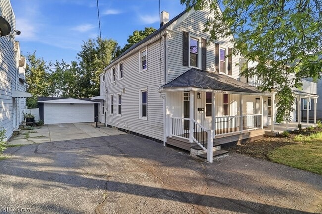 Building Photo - 12701 Plover St