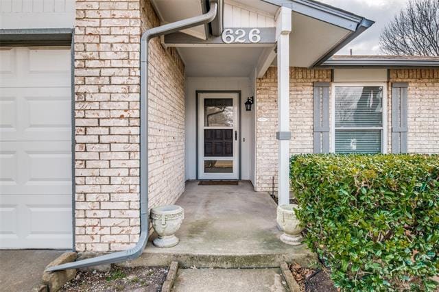 Building Photo - 626 Shadyglen Dr