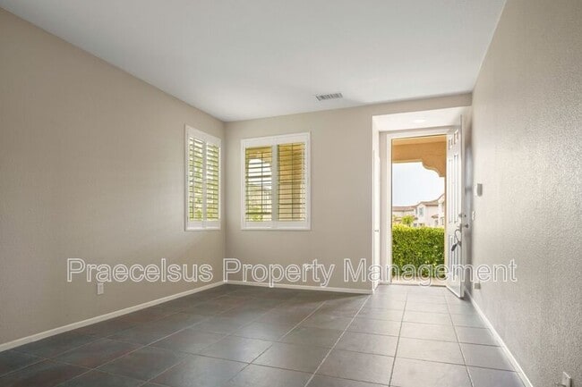Building Photo - 2809 Red Rock Canyon Rd