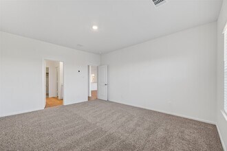 Building Photo - 4034 Bronco Sta Ln