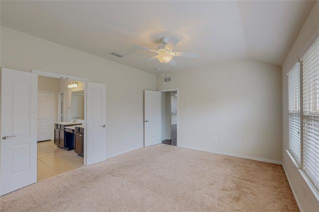 Building Photo - 8100 Horseman Rd