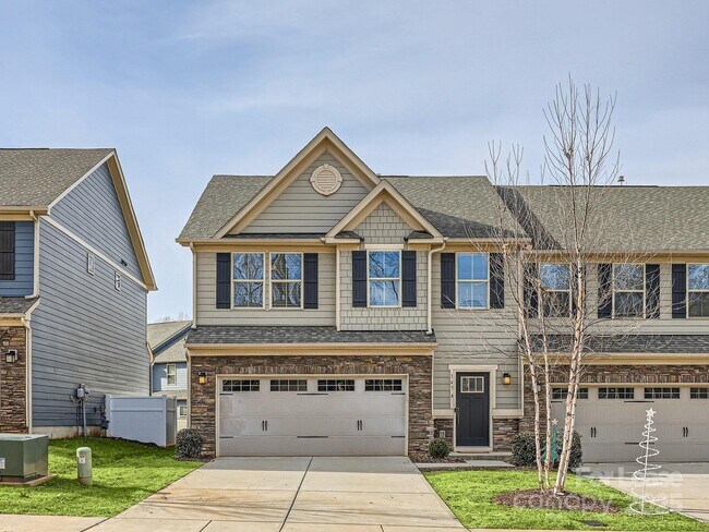 Primary Photo - 145 Beacon Dr