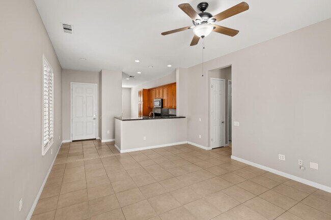 Building Photo - 81370 Avenida Altamira