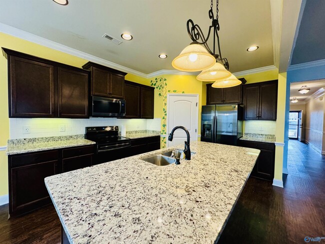 Building Photo - 26764 Mill Creek Dr