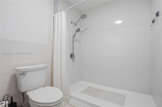 Building Photo - 15006 SW 141st Ct