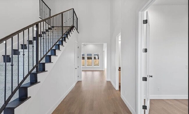Building Photo - Gorgeous and impeccable custom home in Redbud Glen!