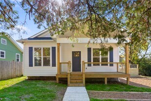 Building Photo - 2006 E 14th St