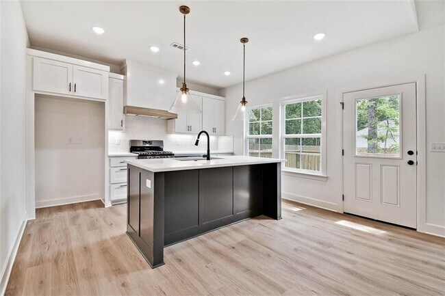 Building Photo - 1 Hurlford Ln