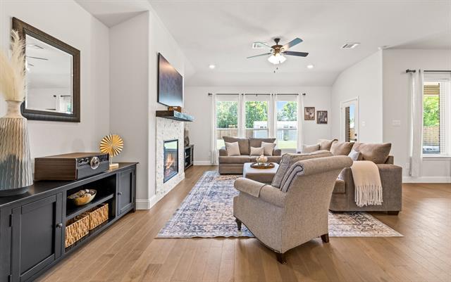 Building Photo - 411 Heritage Hill Dr