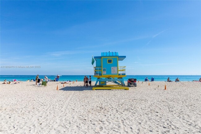 Building Photo - 465 Ocean Dr