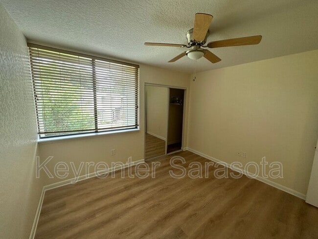 Building Photo - 4946 25th St W