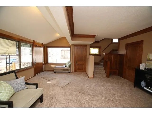Building Photo - 3145 S 31st Ave