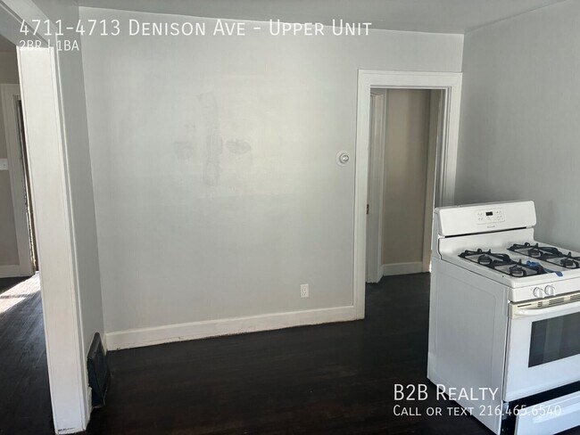 Building Photo - 4711-4713 Denison Ave-Upper Unit