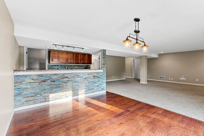 Building Photo - Spacious 3-Bed, 3-Bath Home in Wentzville