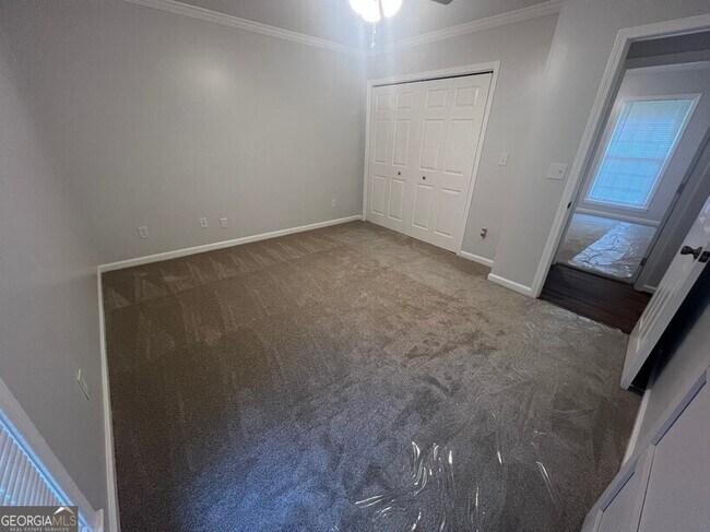 Building Photo - 648 Nelby Ct