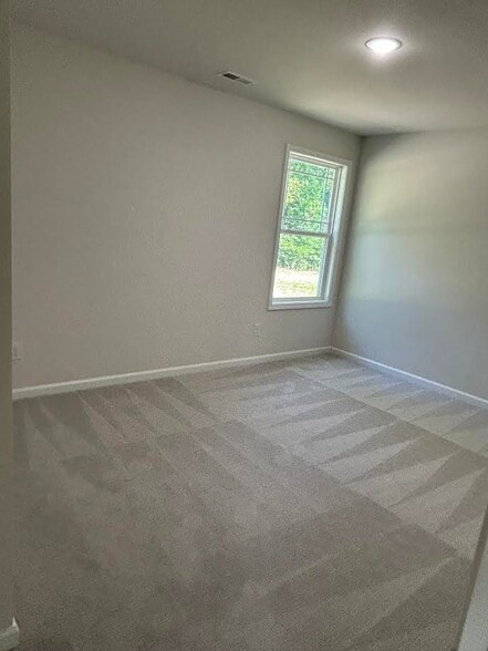 Building Photo - 403 Grand Oaks Dr