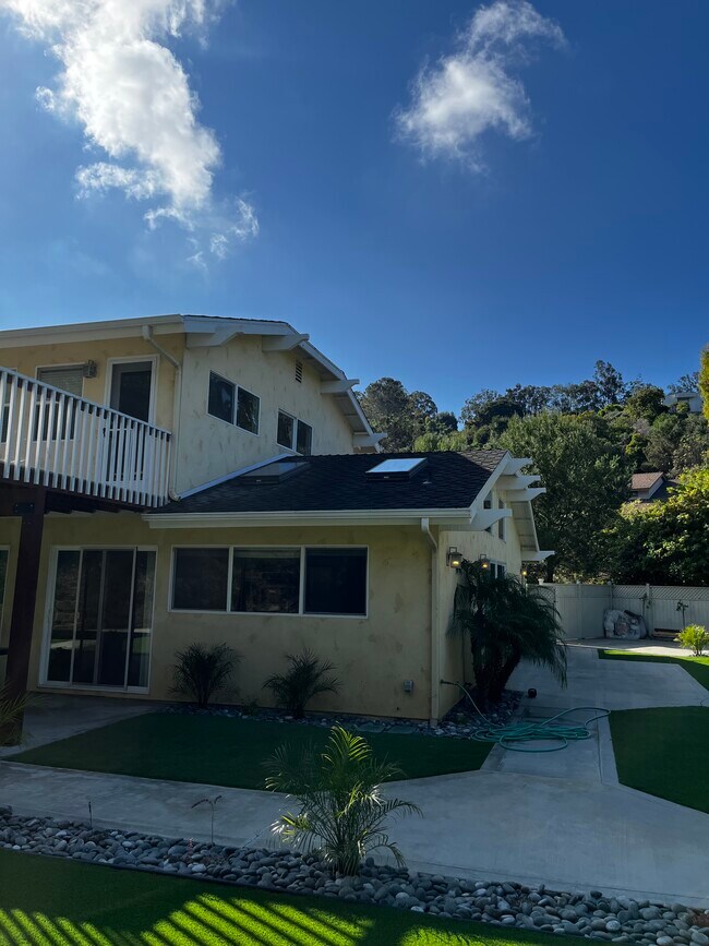 Building Photo - 1790 Nautilus St