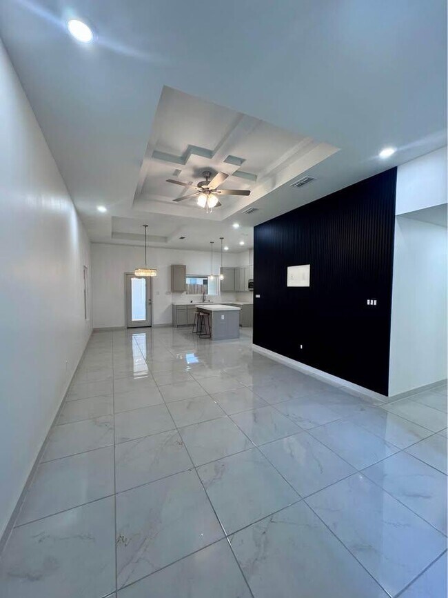 Building Photo - 3709 Birge St