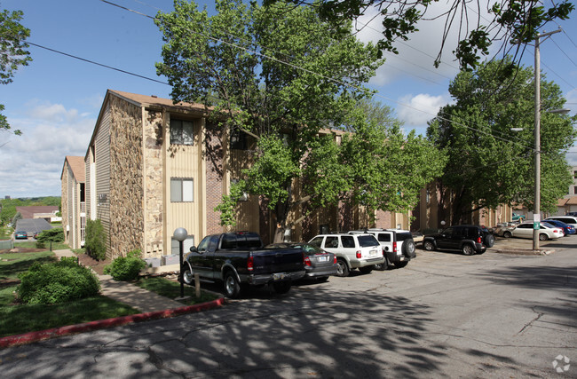 Primary Photo - Copper Leaf Apartments