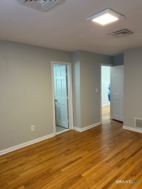 Building Photo - 180 Blueberry Ln