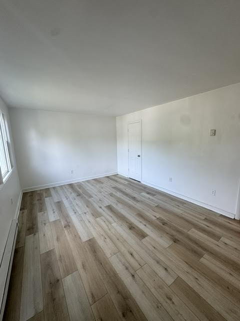 Building Photo - Newly Renovated First-Level Home – Convenient Location & Pet Friendly on Cherrydale Ave.